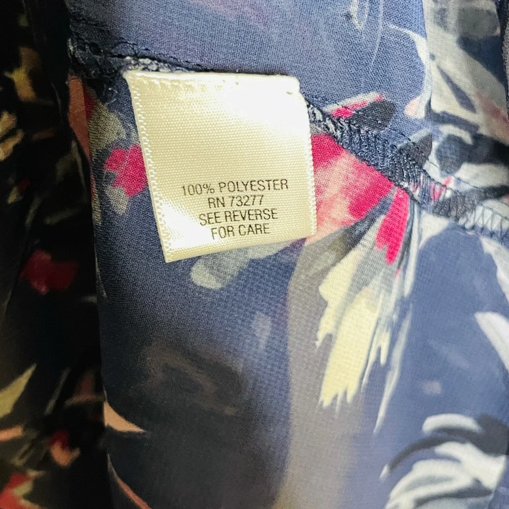 ELLE Navy Floral Sheer Blouse Size Large - Picture 3 of 5